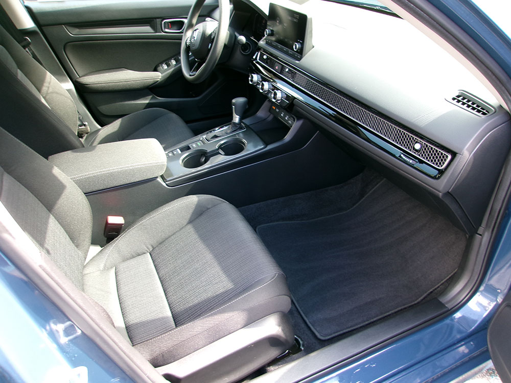 
								2026 Honda Civic LX full									