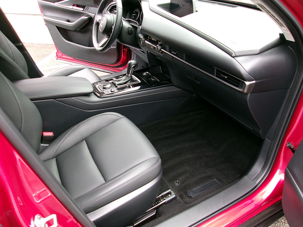
								2025 Mazda CX-30 S Select Sport full									