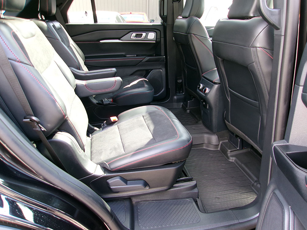 
								2026 Ford Explorer ST full									