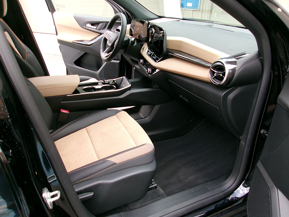 
								2026 Chevrolet Equinox ACTIV full									