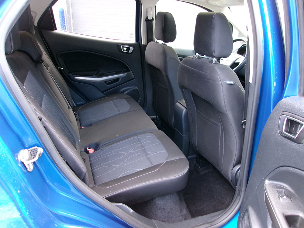 
								2018 Ford EcoSport SE full									