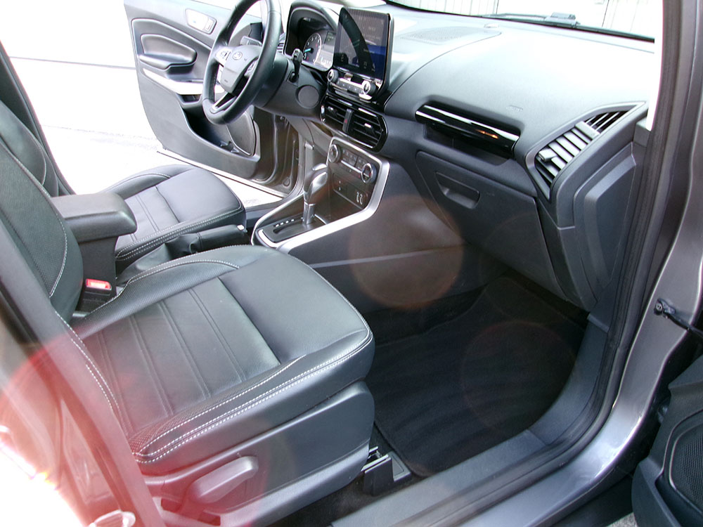 
								2019 Ford EcoSport Titanium full									