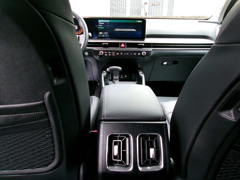 
								2025 Kia Sorento X-Line EX full									