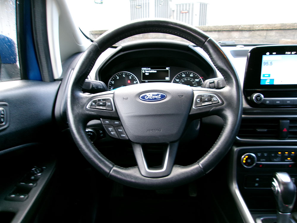 
								2018 Ford EcoSport SE full									