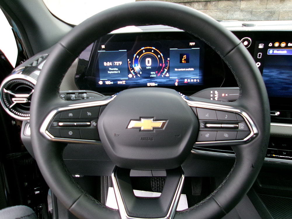 
								2026 Chevrolet Equinox LT full									