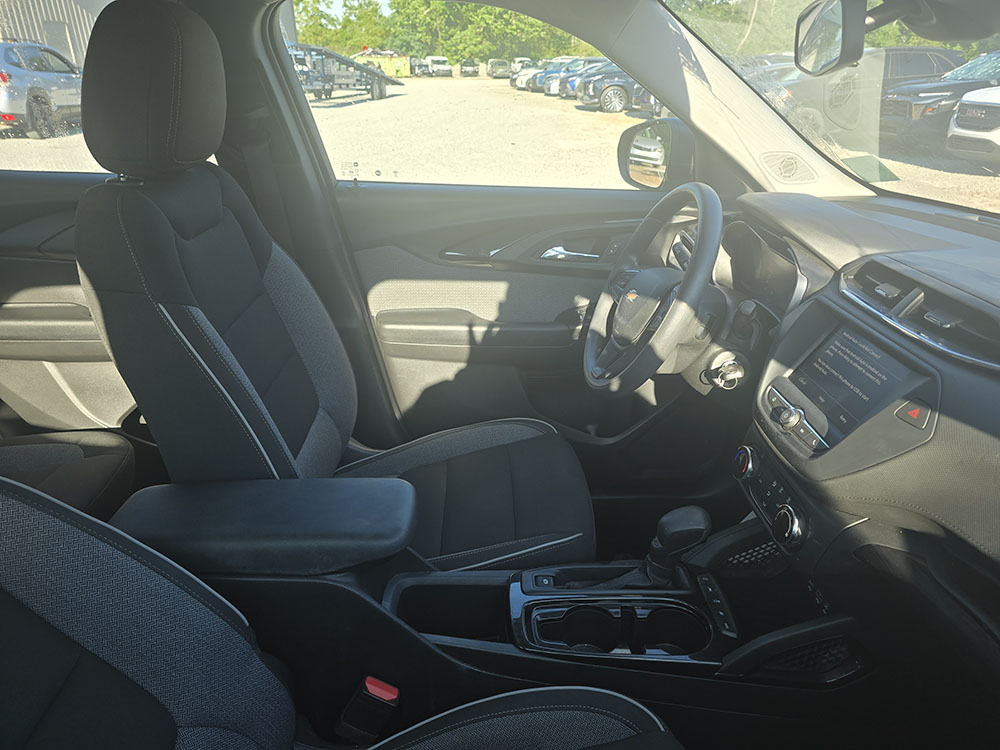 
								2022 Chevrolet Trailblazer LS full									