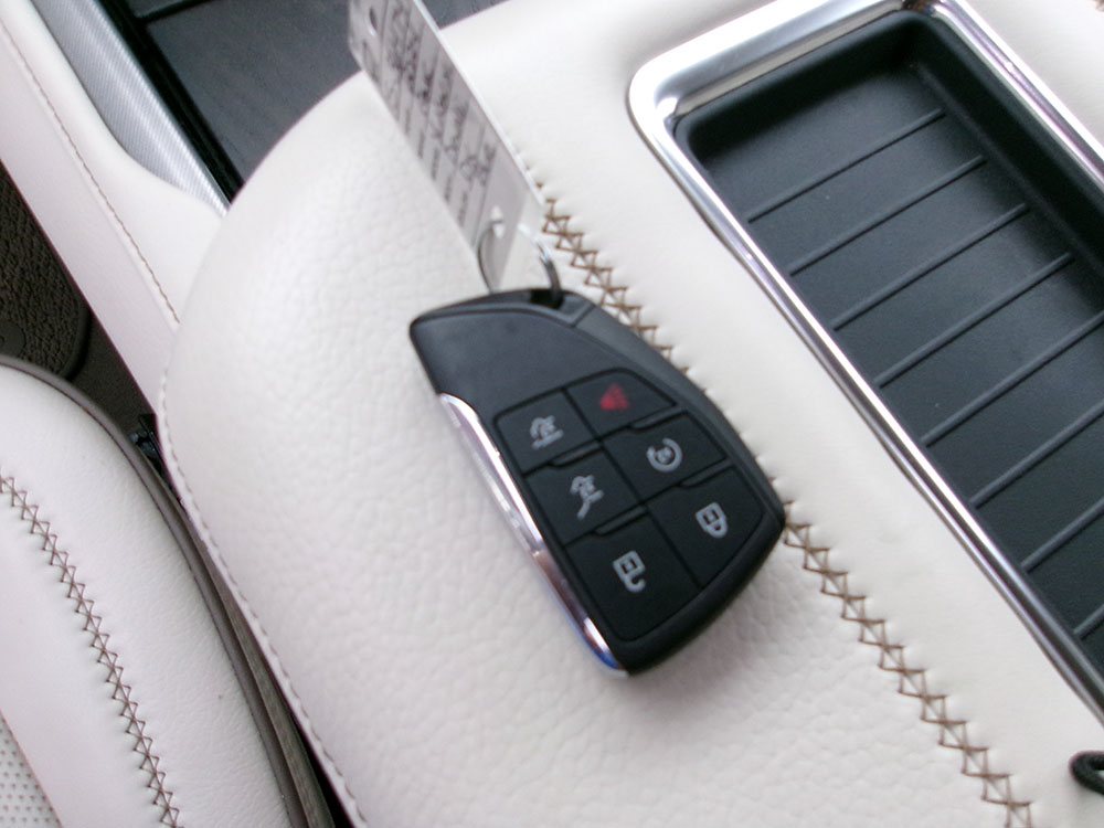 
								2024 GMC Yukon XL Denali full									