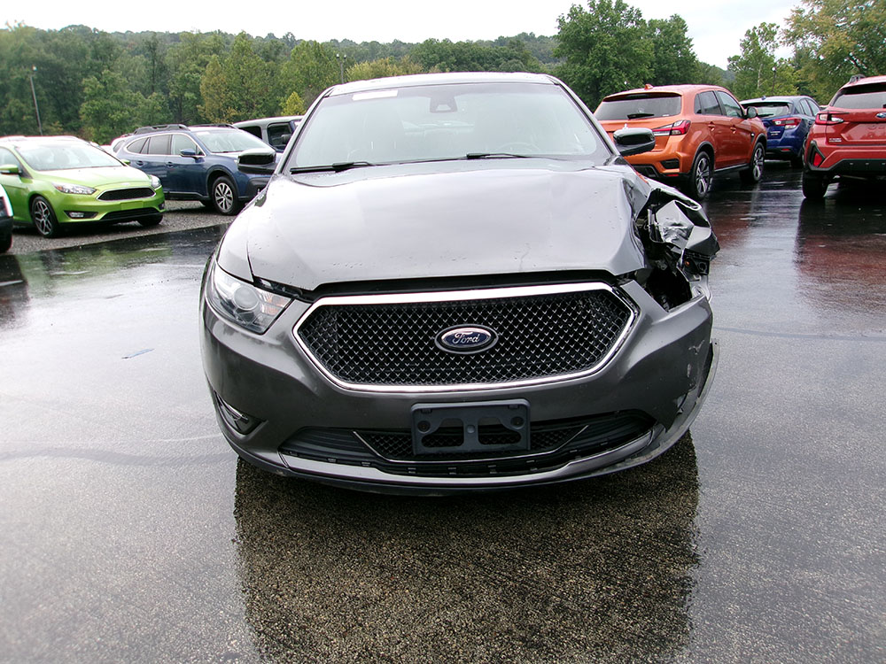 
								2016 Ford Taurus SHO full									