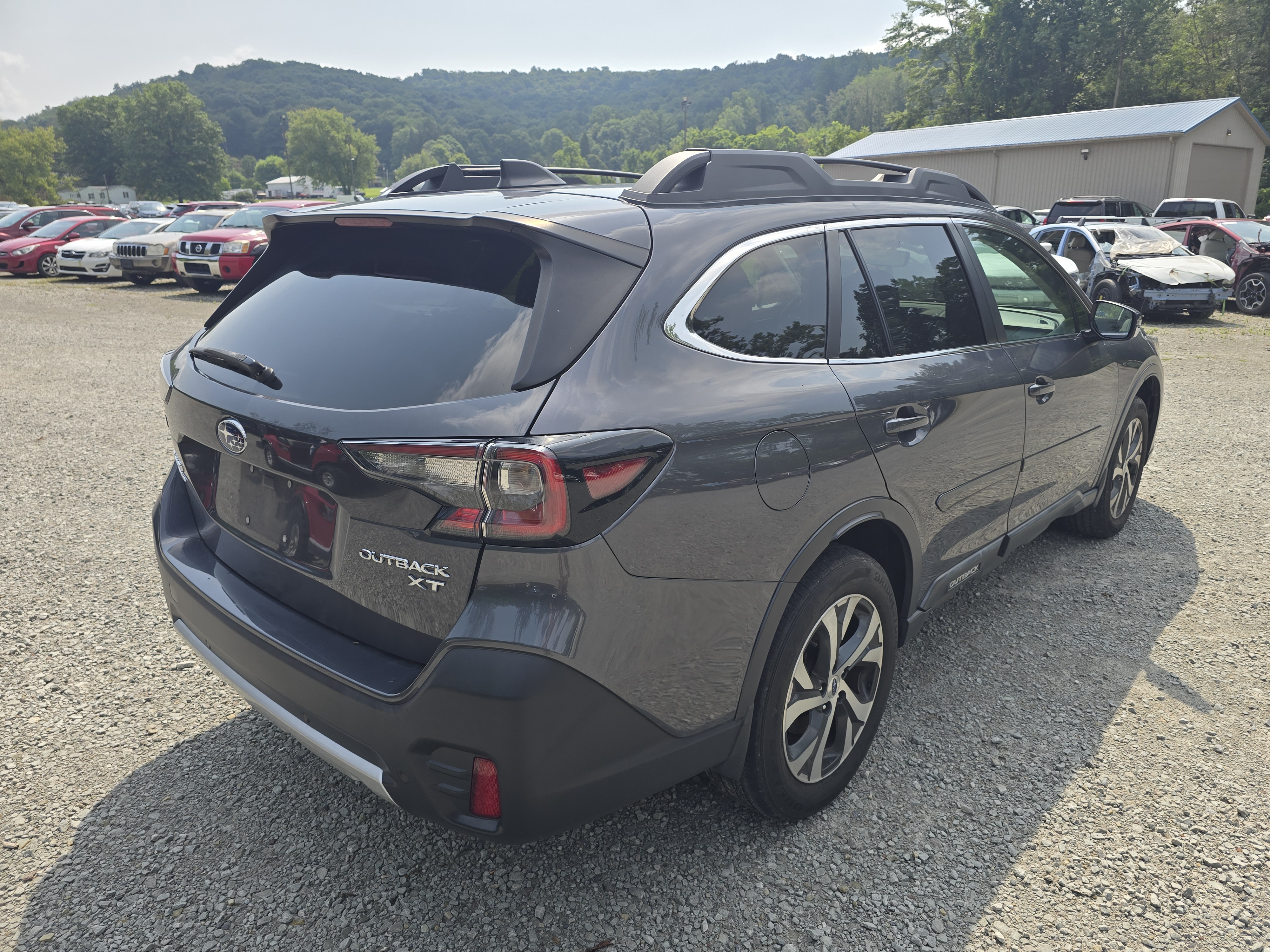 
								2020 Subaru Outback Limited XT full									