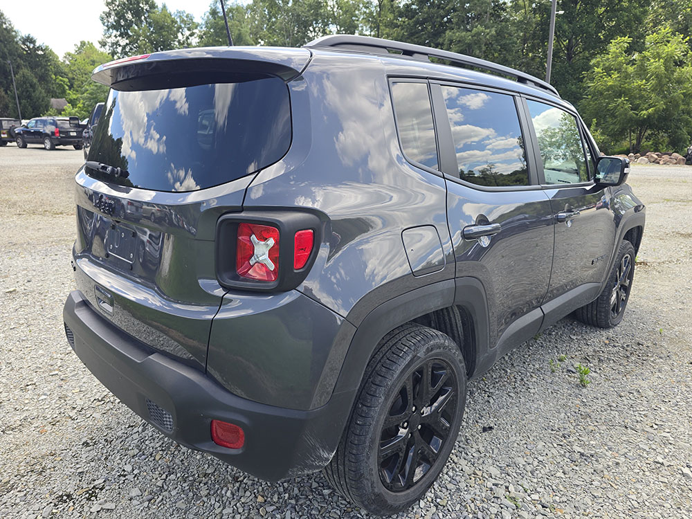 
								2023 Jeep Renegade Altitude full									