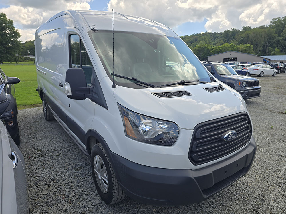 
								2018 Ford Transit 250 Cargo full									