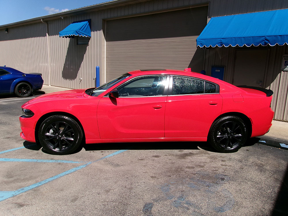 
								2023 Dodge Charger SXT full									