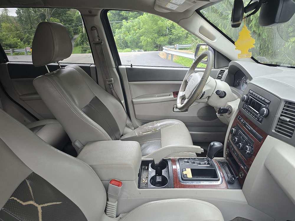 
								2006 Jeep Grand Cherokee Limited full									