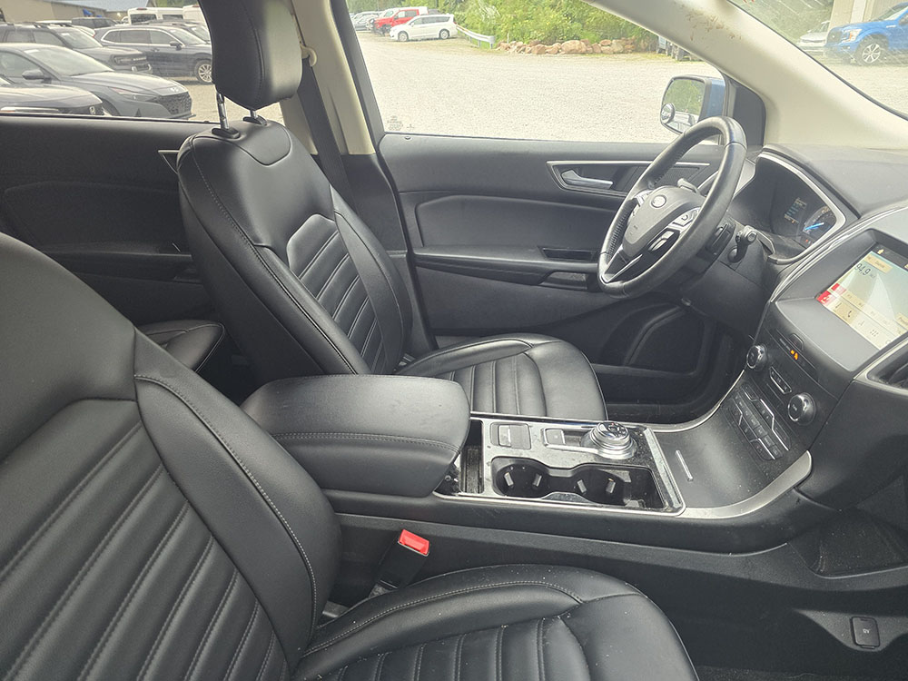
								2019 Ford Edge SEL full									