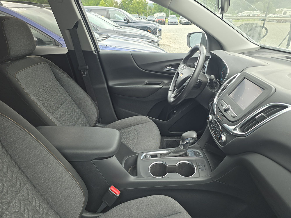 
								2022 Chevrolet Equinox LT full									