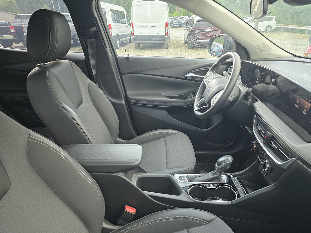 
								2024 Buick Encore GX Preferred full									