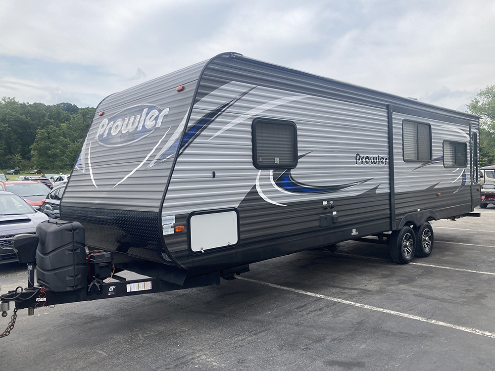 
								2018 Heartland Prowler 28RLS 33′ Sleeps 6 full									