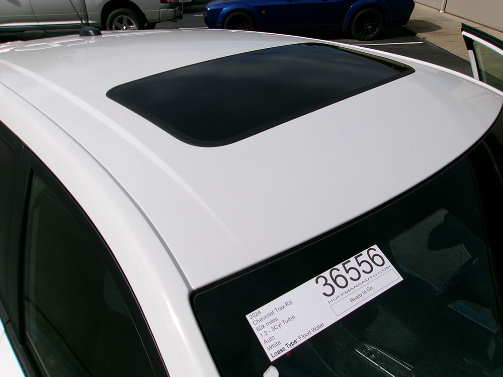 
								2024 Chevrolet Trax RS full									