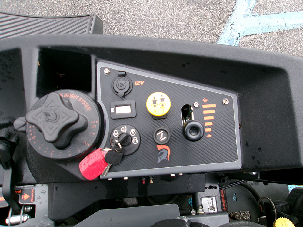 
								2021 Spartan RT-HD 52 full									