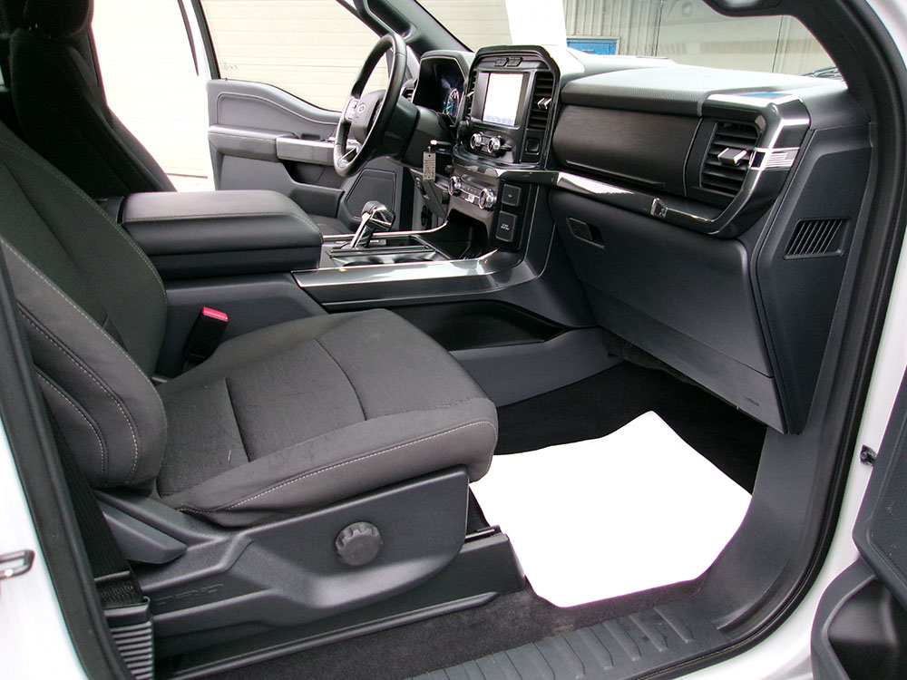 
								2023 Ford F-150 XLT Super Crew Cab full									
