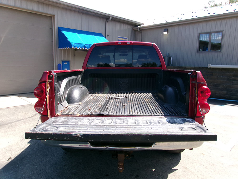 
								2007 Dodge Ram 1500 SLT Quad Cab full									