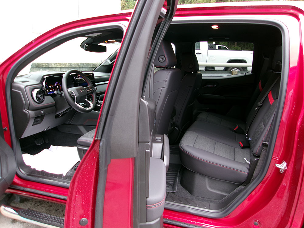 
								2026 Chevrolet Colorado Z71 Crew Cab full									