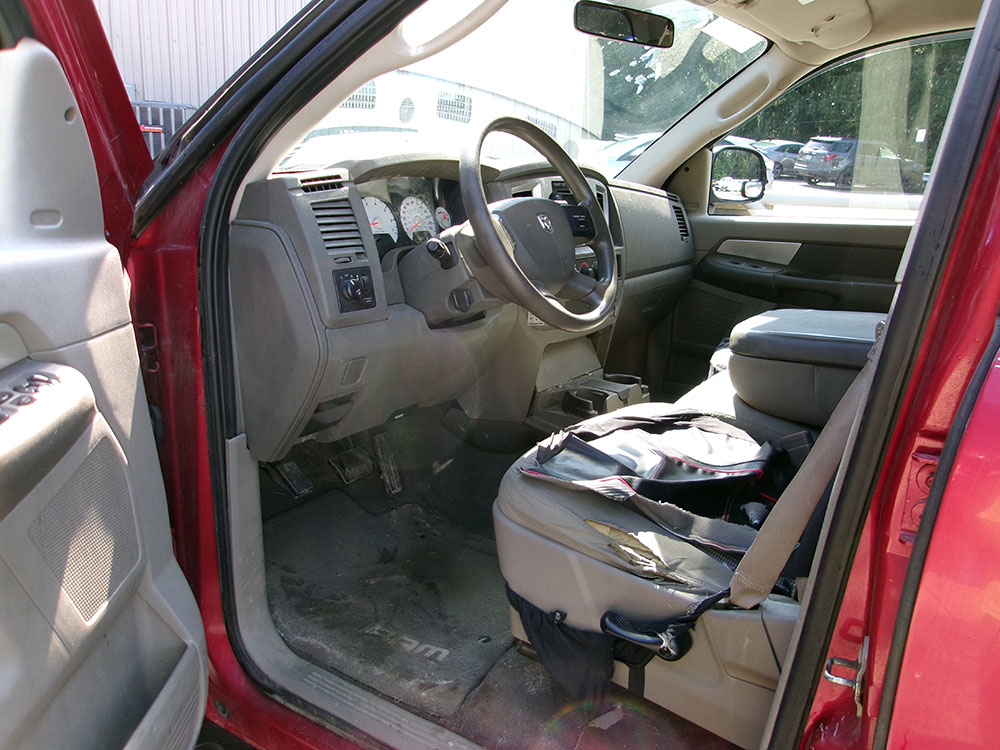 
								2007 Dodge Ram 1500 SLT Quad Cab full									