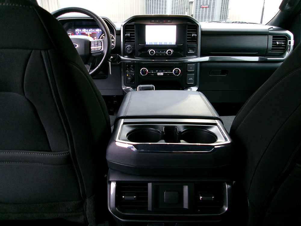 
								2023 Ford F-150 XLT Super Crew Cab full									