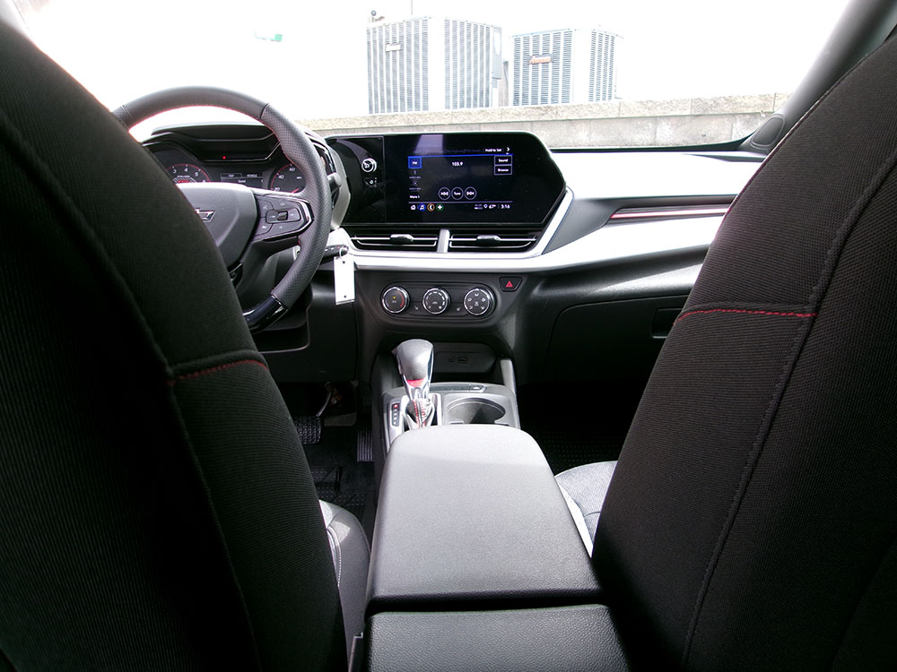 
								2024 Chevrolet Trax RS full									