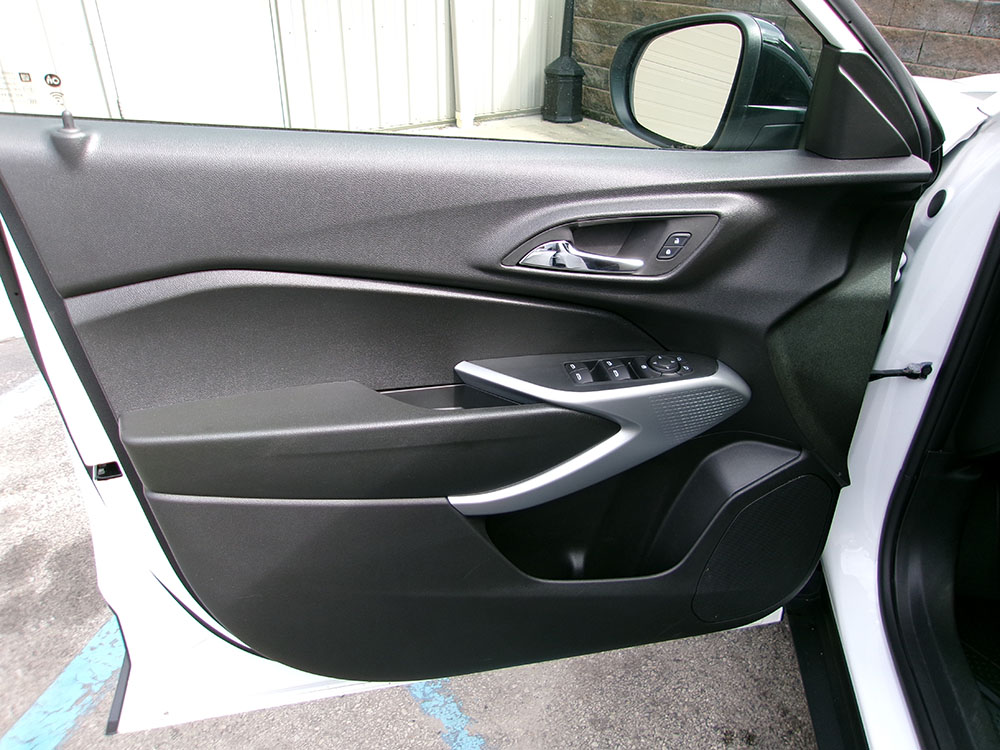 
								2024 Chevrolet Trax RS full									