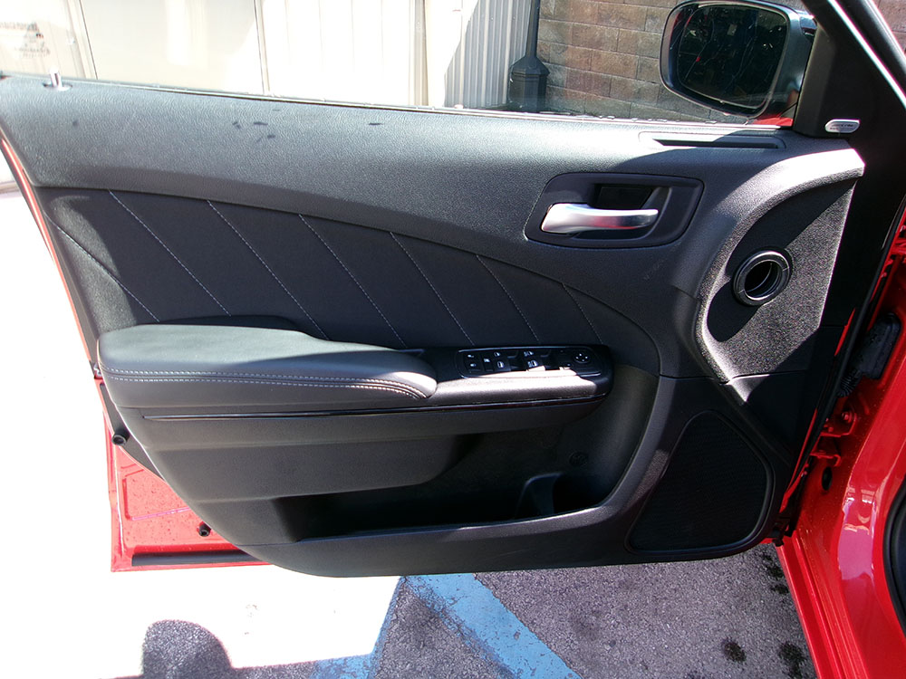 
								2023 Dodge Charger SXT full									