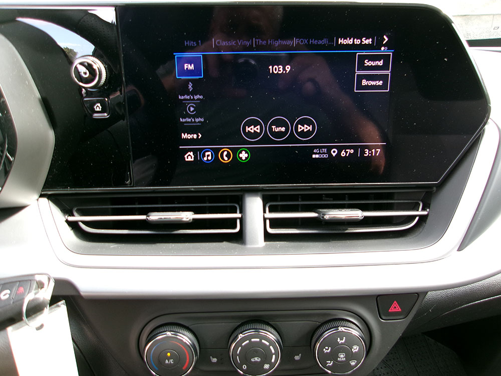 
								2024 Chevrolet Trax RS full									