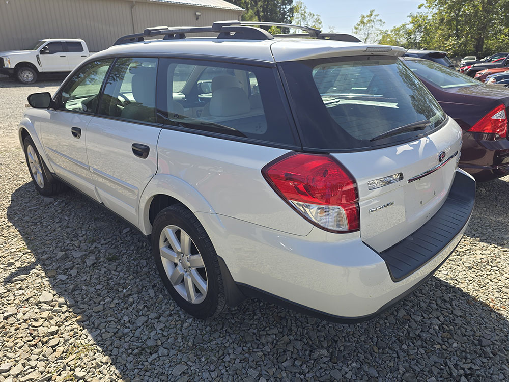 
								Subaru Outback Special Edition full									