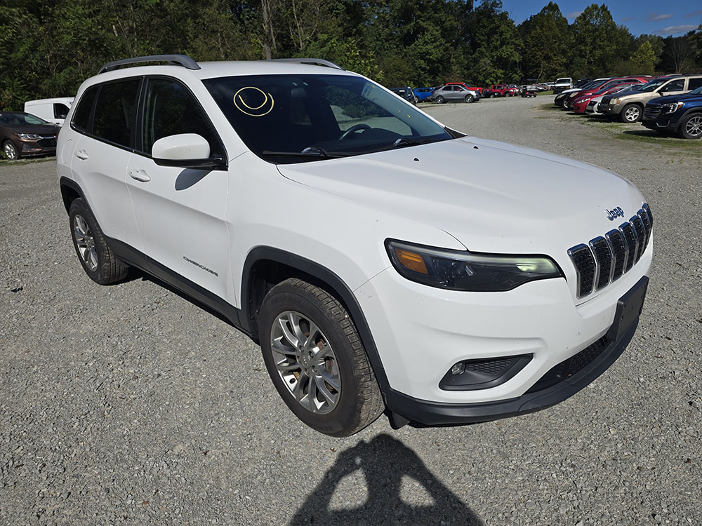 
								2019 Jeep Cherokee Latitude Plus full									