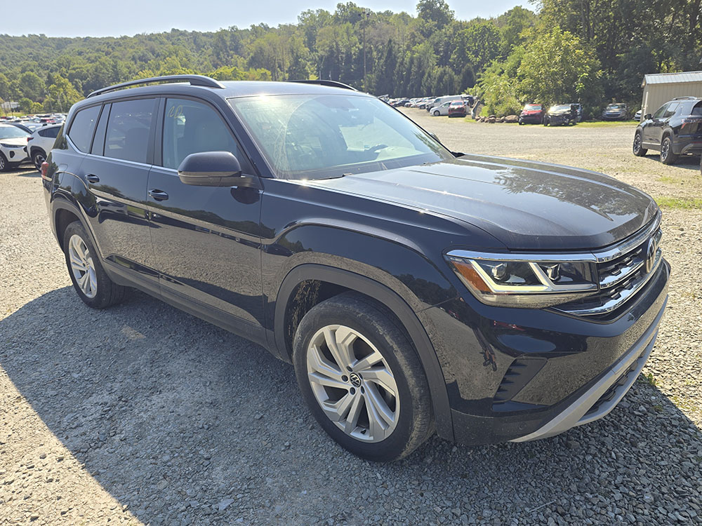 
								2023 Volkswagen Atlas SE w/Technology full									