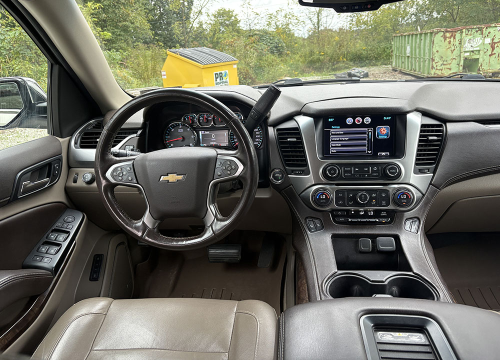 
								2015 Chevrolet Suburban LT full									