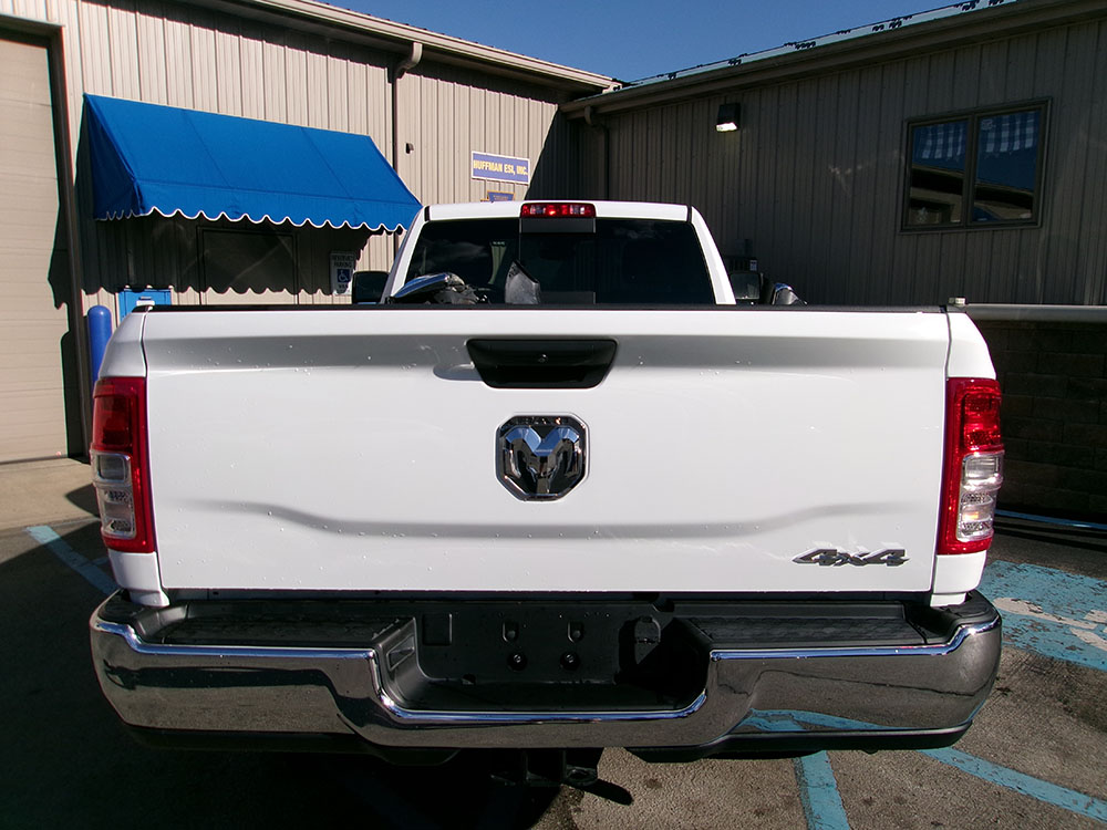
								2024 RAM 2500 HD Tradesman Reg Cab full									