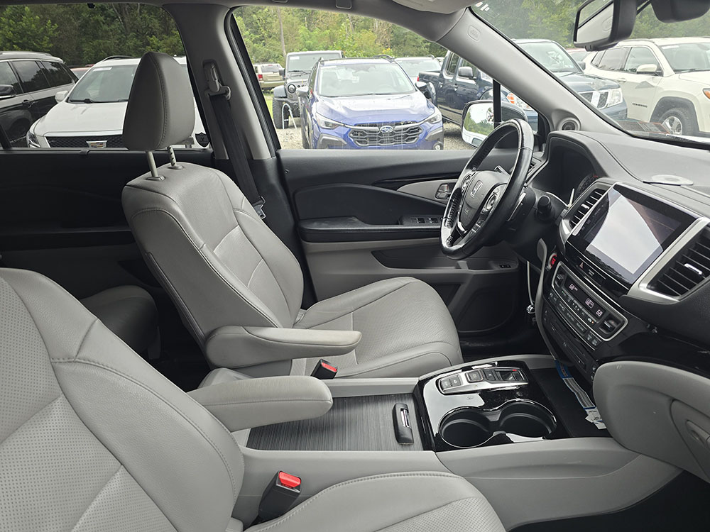 
								2018 Honda Pilot Elite full									