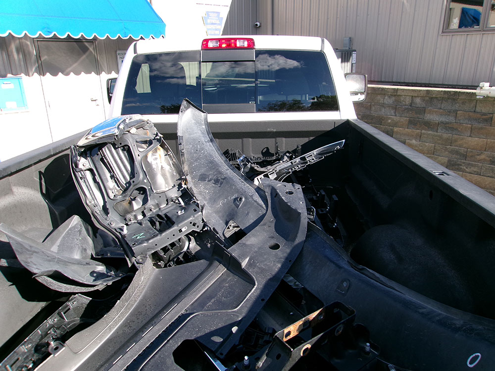 
								2024 RAM 2500 HD Tradesman Reg Cab full									