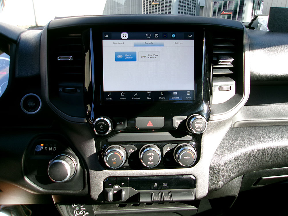 
								2024 RAM 2500 HD Tradesman Reg Cab full									
