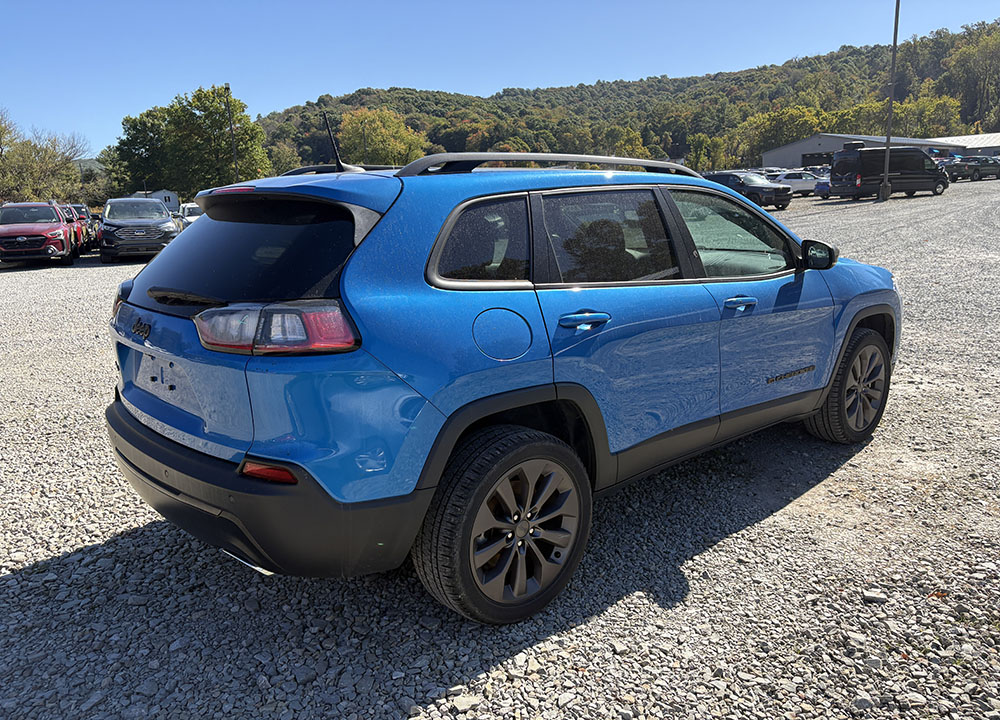 
								2021 Jeep Cherokee 80th Anniversary full									