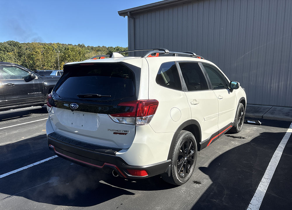 
								2019 Subaru Forester Sport full									