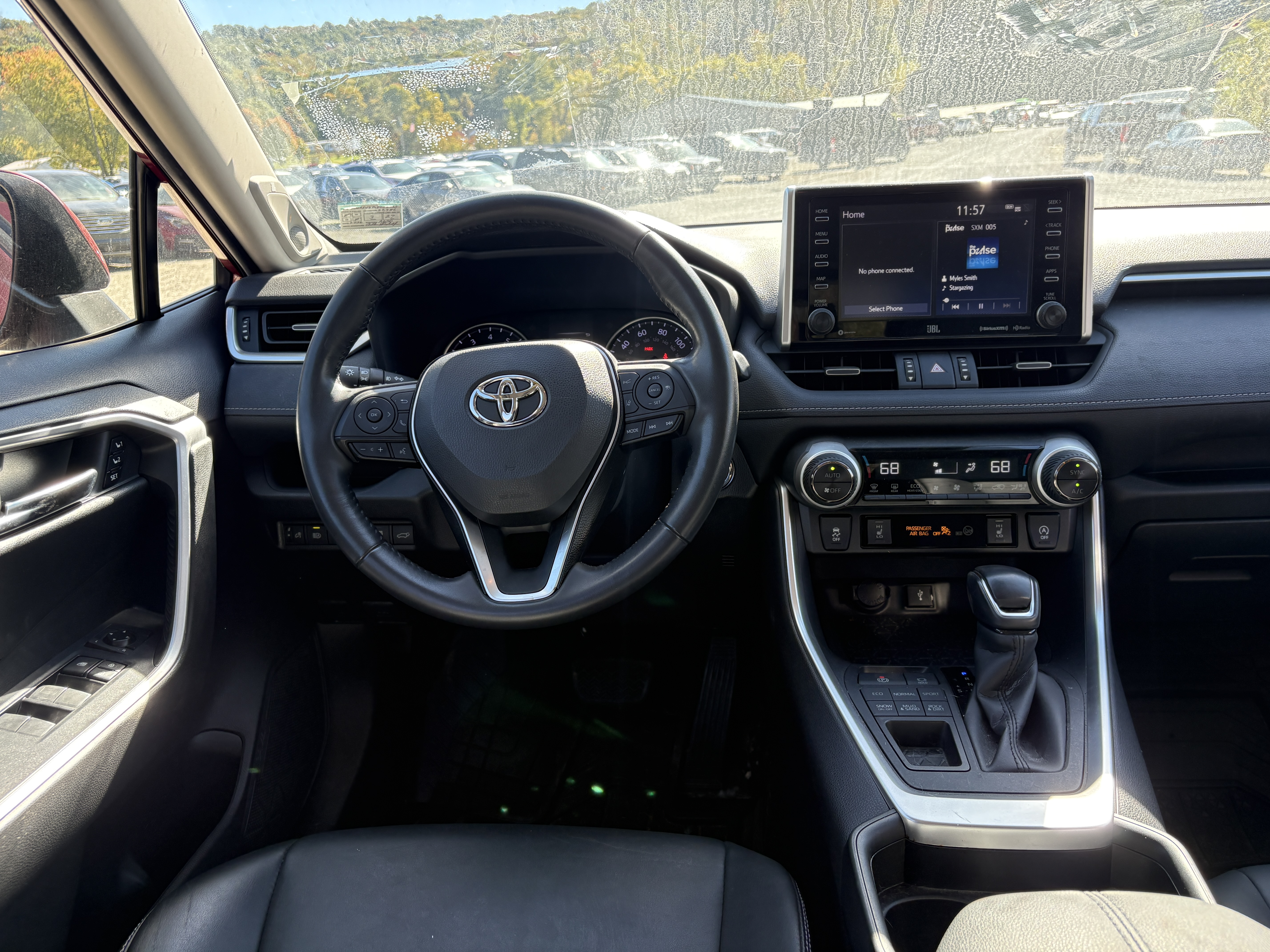 
								2021 Toyota Rav4 XLE Premium full									