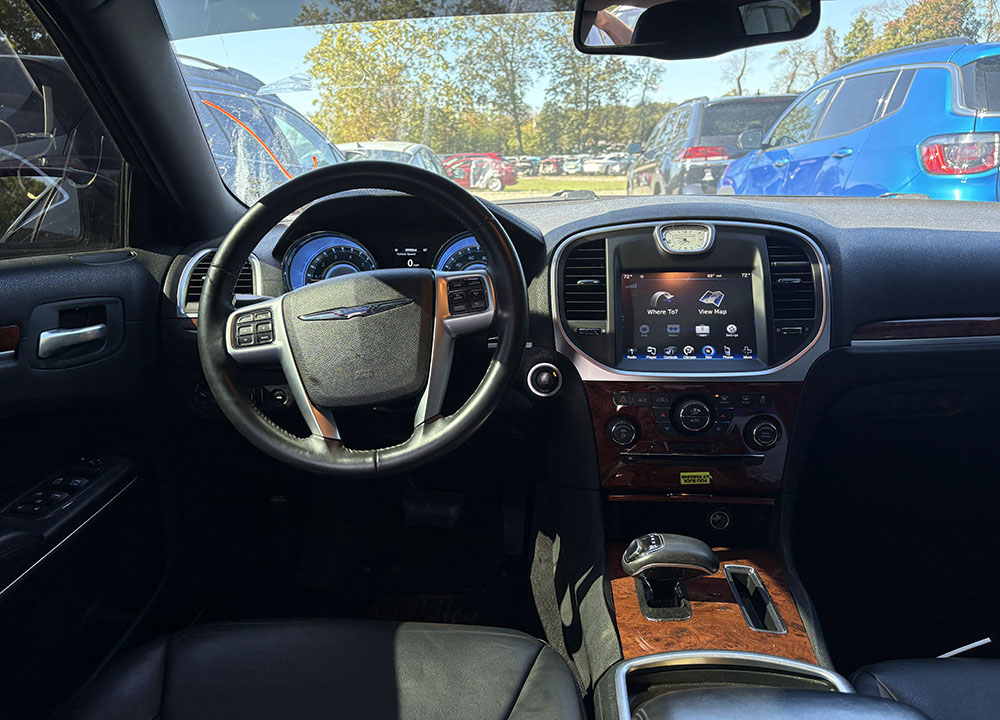 
								2014 Chrysler 300 full									