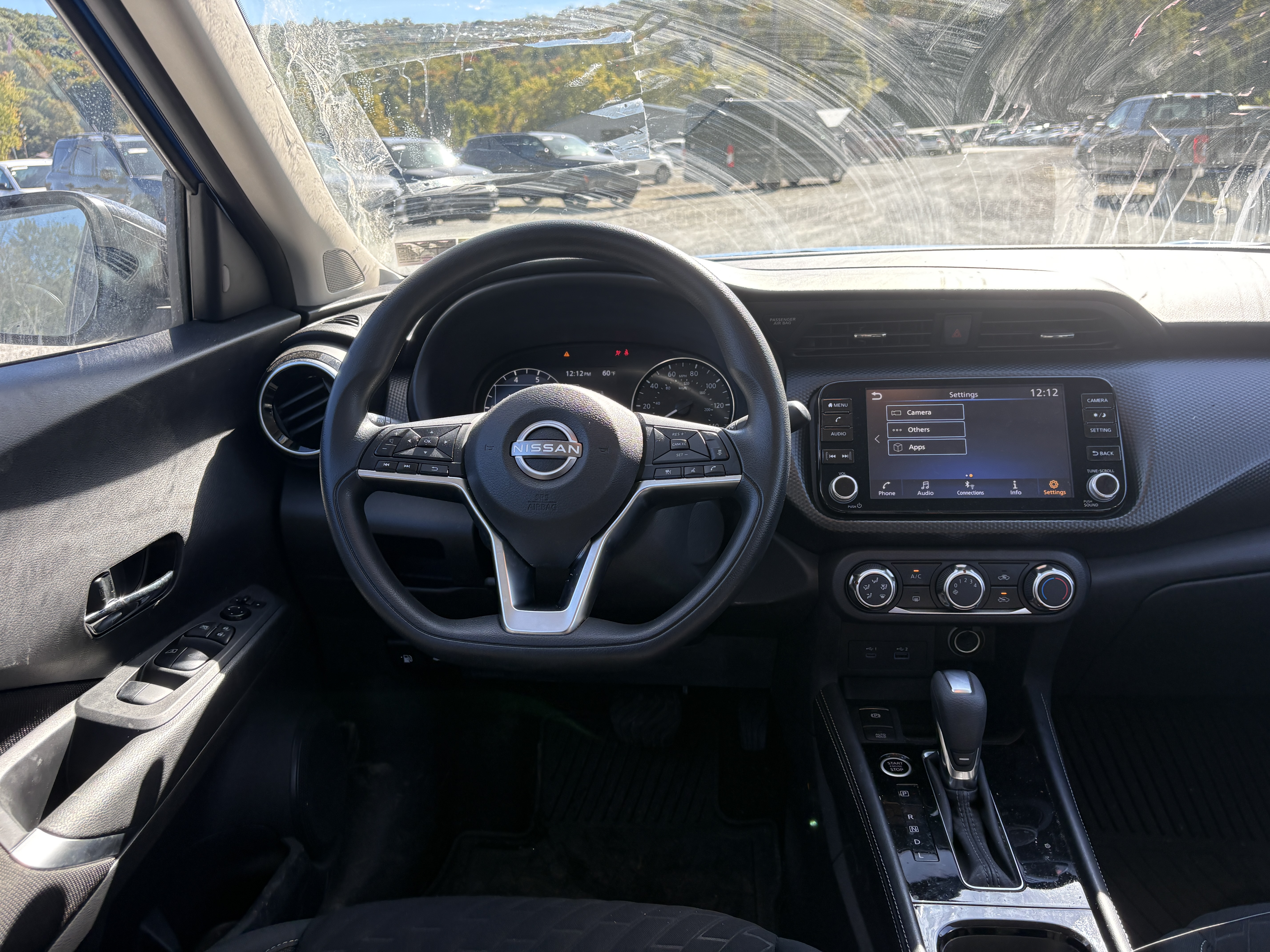 
								2023 Nissan Kicks SV full									
