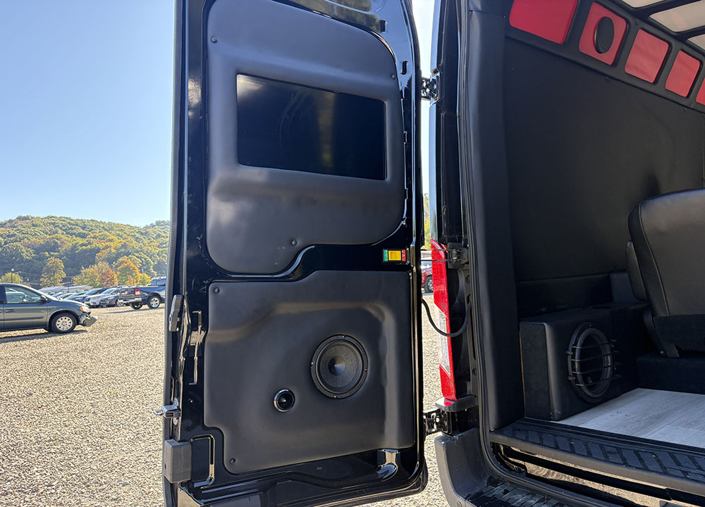 
								2020 Ford Transit 350 Cargo/Limo LWB High Roof Extended full									